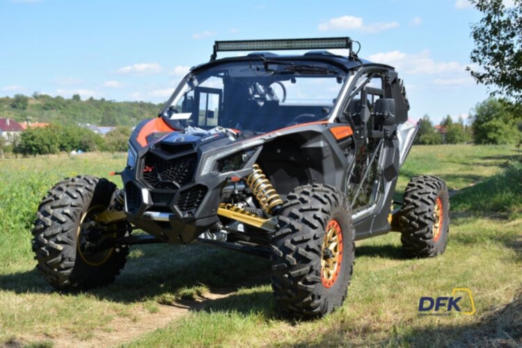 Кабина Can-Am MAVERICK X3 Кабина Can-Am MAVERICK X3
